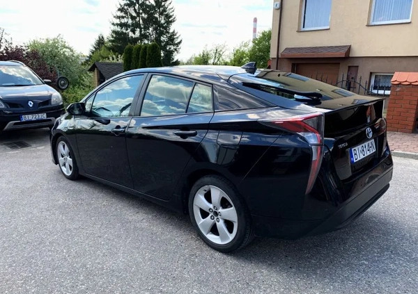 Toyota Prius cena 64900 przebieg: 225000, rok produkcji 2016 z Białystok małe 631